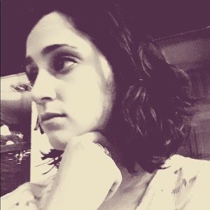 Meet your Posher, Angie